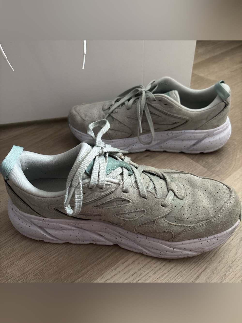 HOKA ONE One Men's 9.5 M Clifton L Suede Shoes Agave Green W 10.5 - Picture 2 of 7